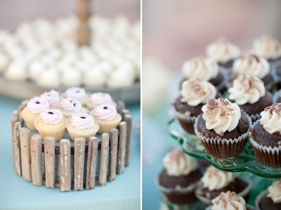 Delicious vanilla and chocolate cupcakes with frosting