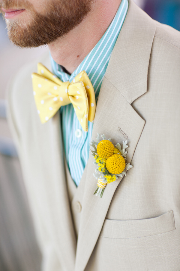 whimsical-yellow-and-mint-wedding