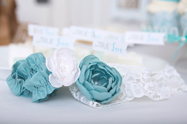 blue-and-white-cake-table-ideas