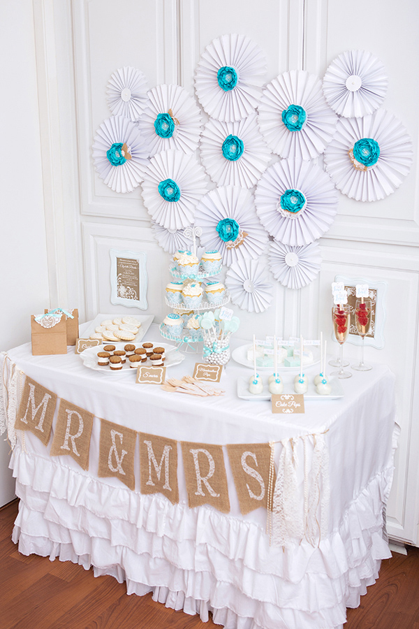 blue-and-white-cake-table-ideas