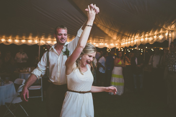 brown-and-white-wisconsin-wedding