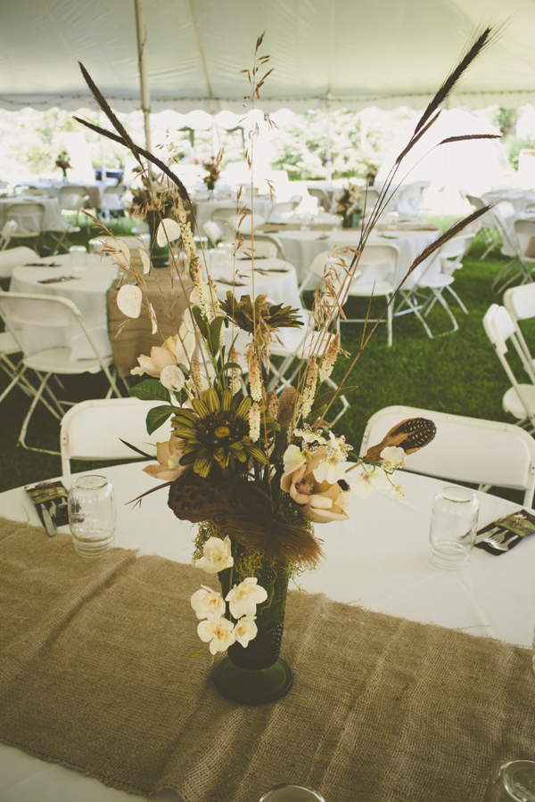 brown-and-white-wisconsin-wedding