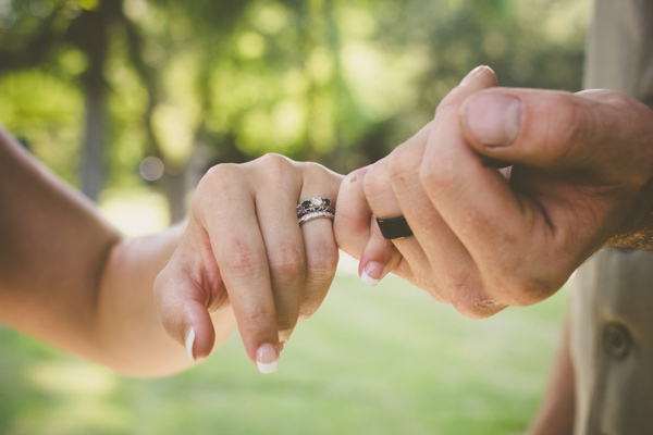 brown-and-white-wisconsin-wedding