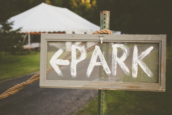brown-and-white-wisconsin-wedding