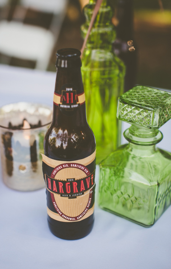 brown-and-white-wisconsin-wedding