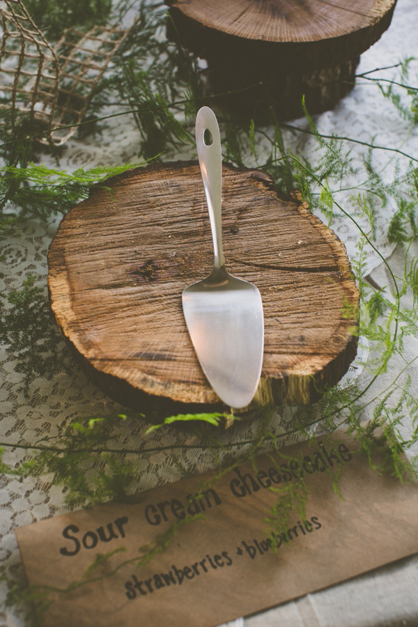 brown-and-white-wisconsin-wedding