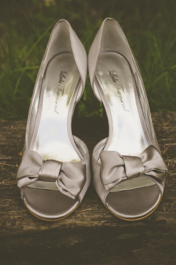 brown-and-white-wisconsin-wedding