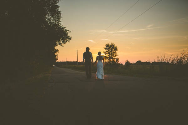 brown-and-white-wisconsin-wedding
