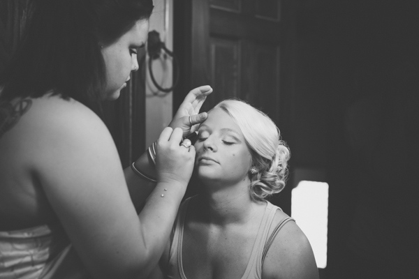 brown-and-white-wisconsin-wedding
