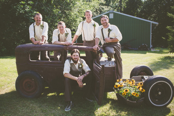 brown-and-white-wisconsin-wedding