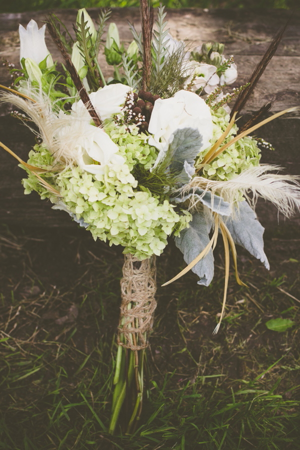 brown-and-white-wisconsin-wedding