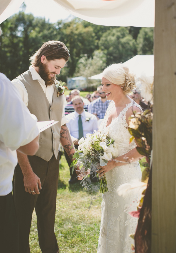 brown-and-white-wisconsin-wedding