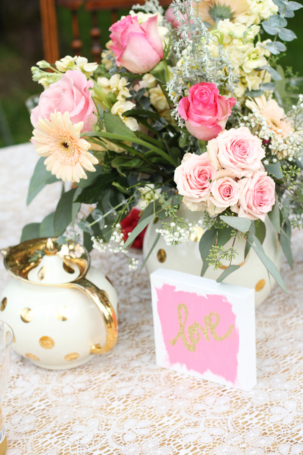 coral-mint-and-gold-wedding-ideas