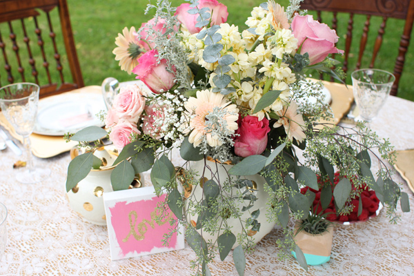 coral-mint-and-gold-wedding-ideas