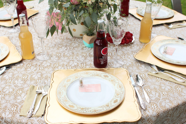 coral-mint-and-gold-wedding-ideas