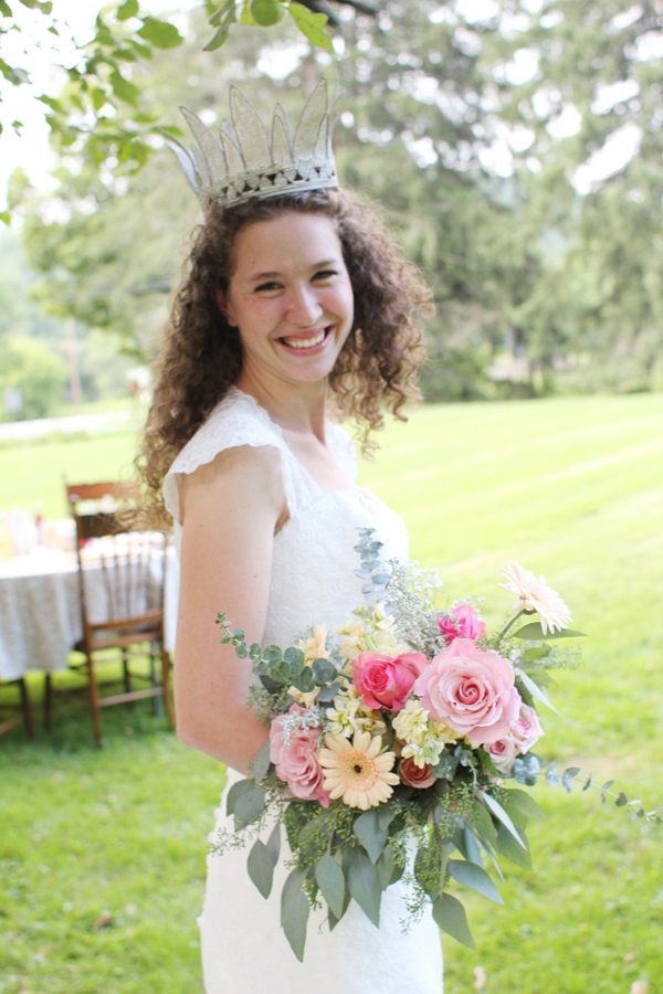 coral-mint-and-gold-wedding-ideas