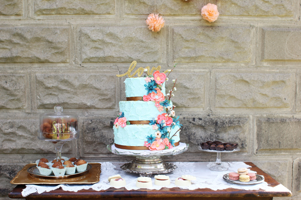 coral-mint-and-gold-wedding-ideas