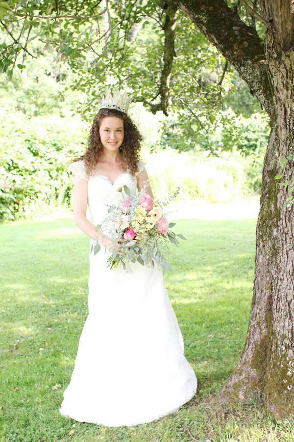 coral-mint-and-gold-wedding-ideas