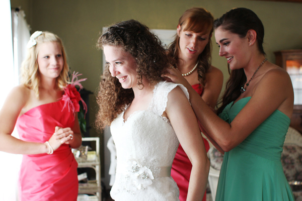 coral-mint-and-gold-wedding-ideas