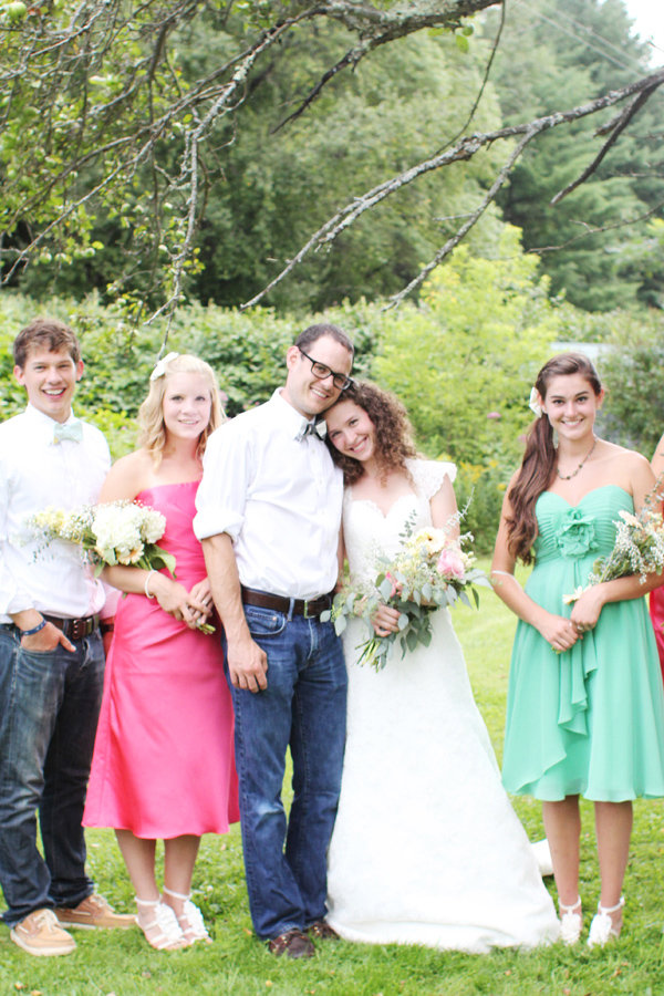 coral-mint-and-gold-wedding-ideas