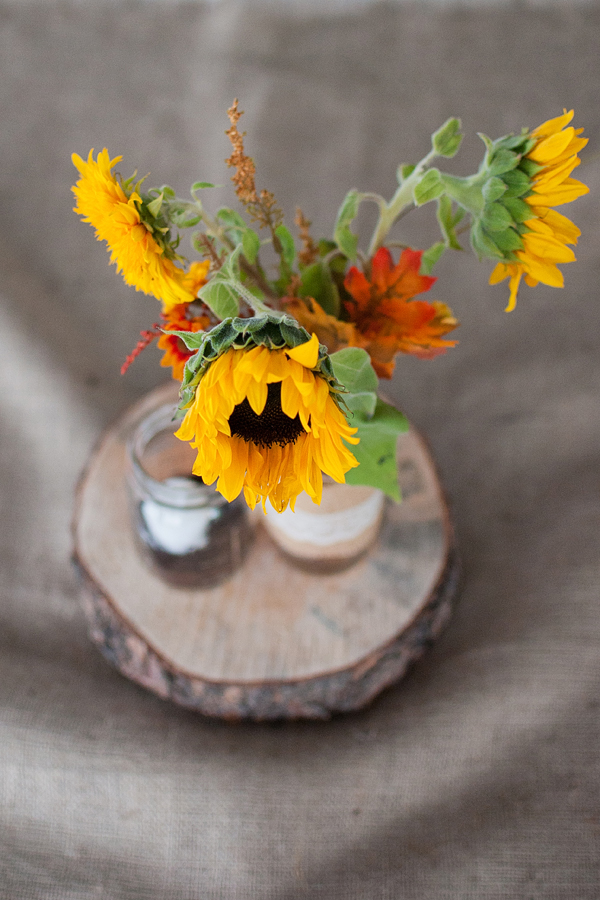 fall-inspired-heart-and-arrow-wedding