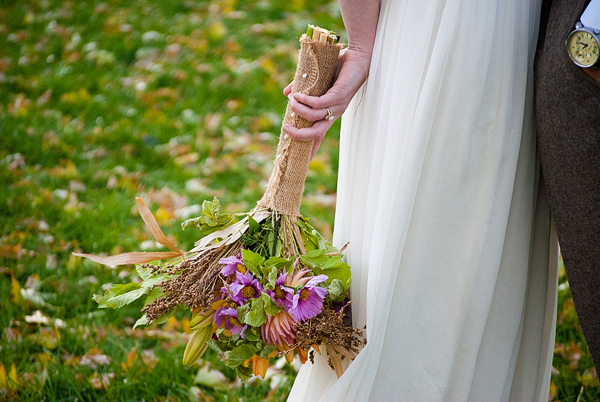 fall-inspired-heart-and-arrow-wedding