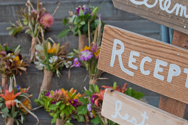 fall-inspired-heart-and-arrow-wedding