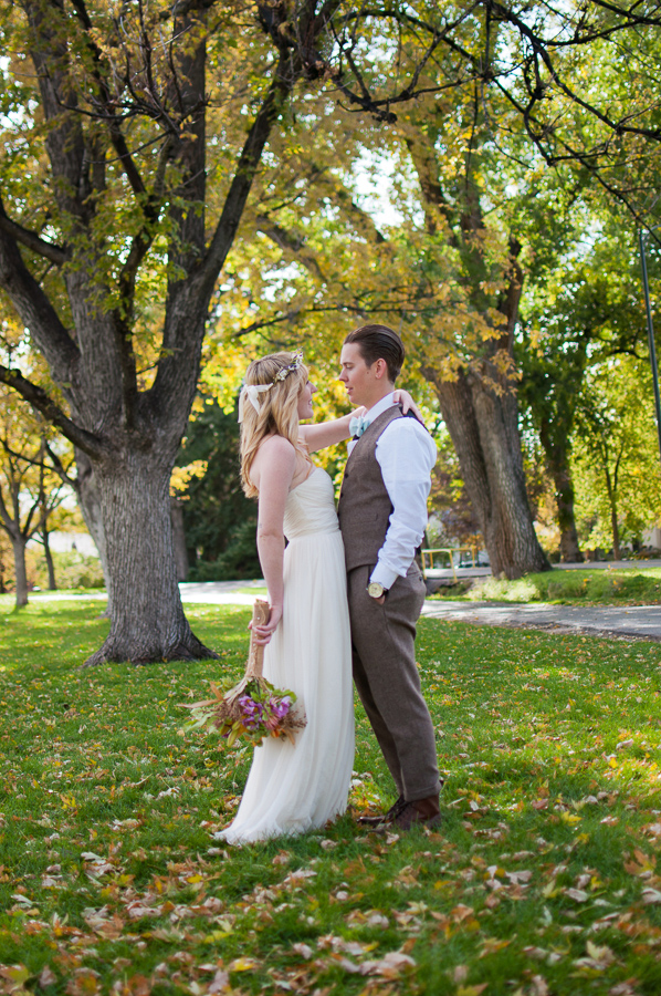 fall-inspired-heart-and-arrow-wedding
