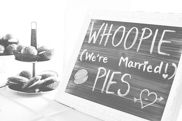 fall-inspired-heart-and-arrow-wedding