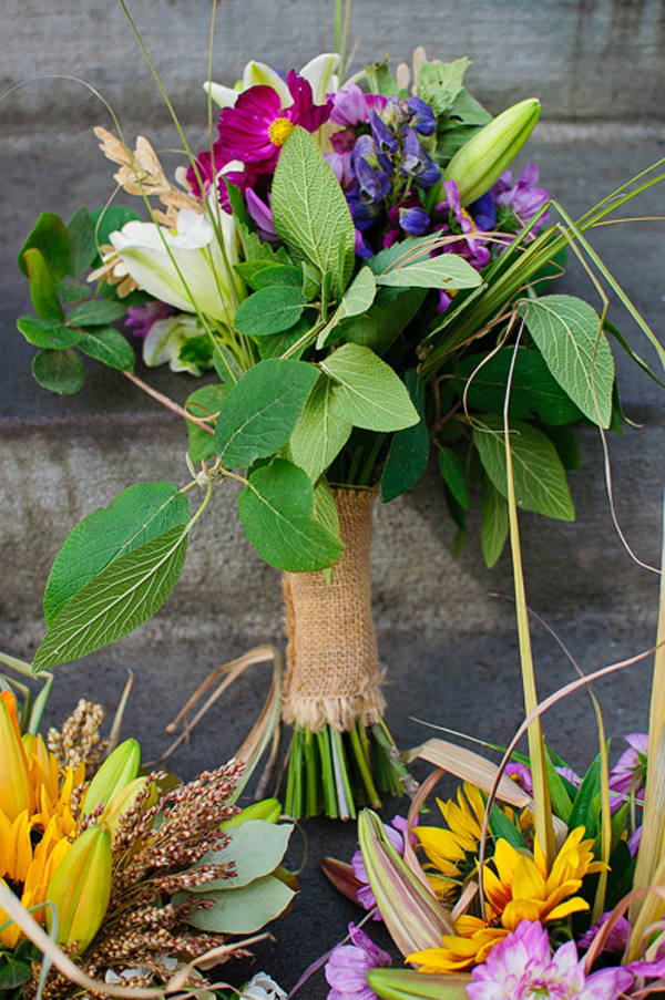 fall-inspired-heart-and-arrow-wedding