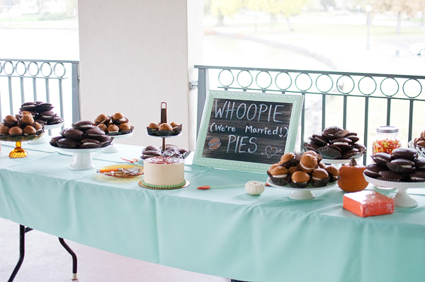 fall-inspired-heart-and-arrow-wedding