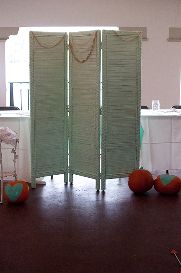 fall-inspired-heart-and-arrow-wedding