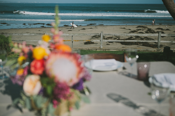 laid-back-colorful-malibu-beach-wedding
