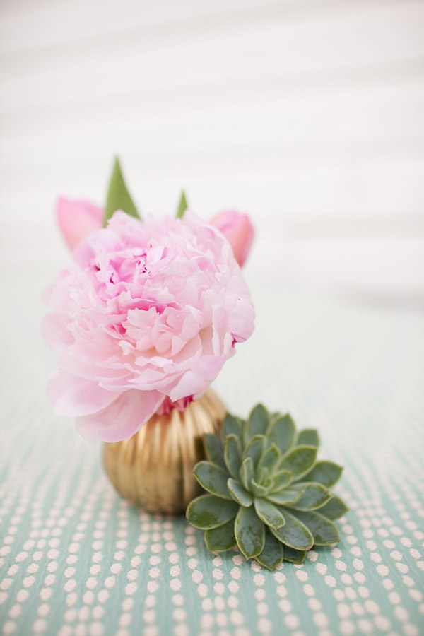 mint-pink-and-gold-wedding-ideas