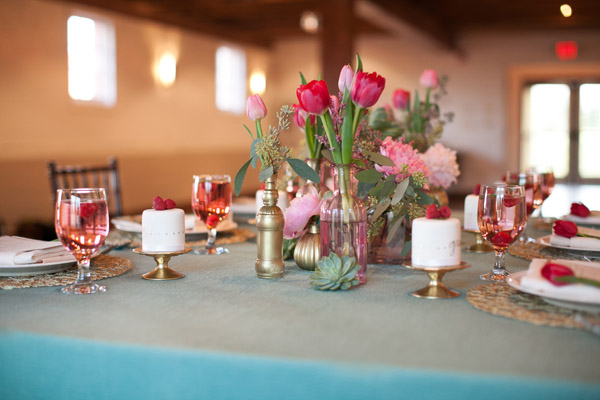 mint-pink-and-gold-wedding-ideas