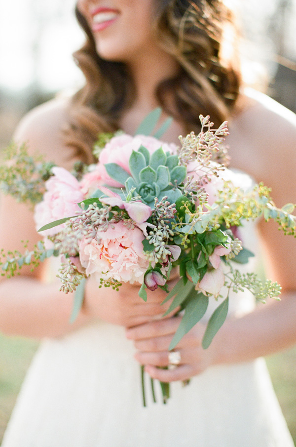 mint-pink-and-gold-wedding-ideas