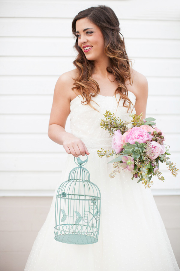 mint-pink-and-gold-wedding-ideas