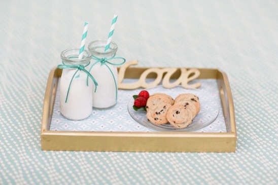 milk and cookies for wedding snack