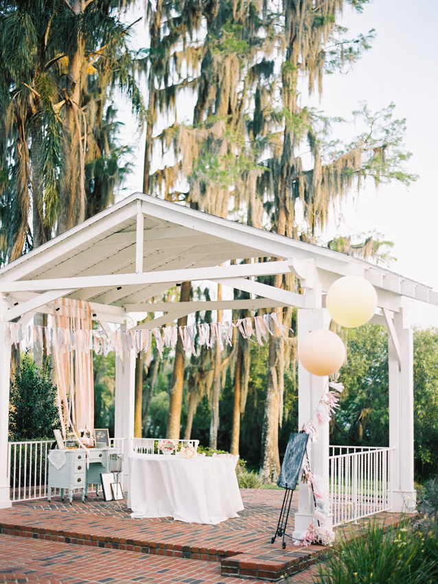 peach-and-gray-wedding-at-cypress