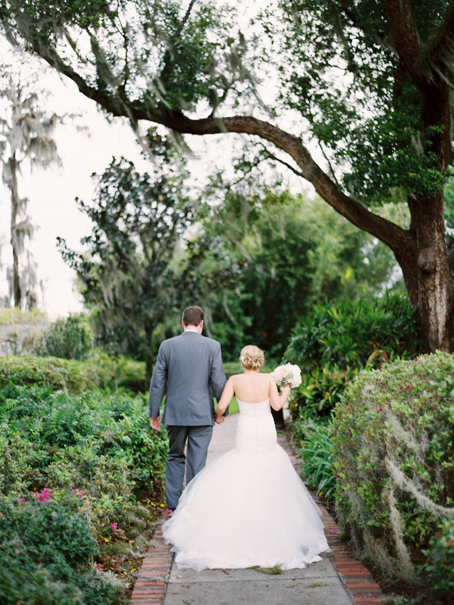 peach-and-gray-wedding-at-cypress