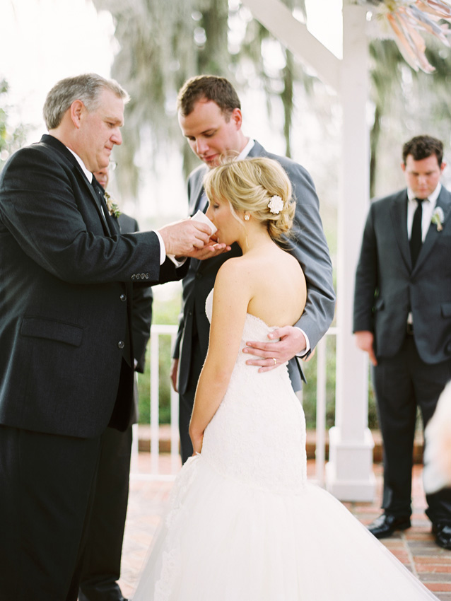peach-and-gray-wedding-at-cypress