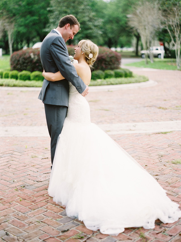 peach-and-gray-wedding-at-cypress