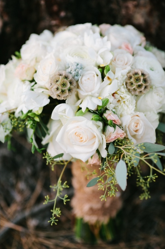 white wedding bouquet by glasswing floral