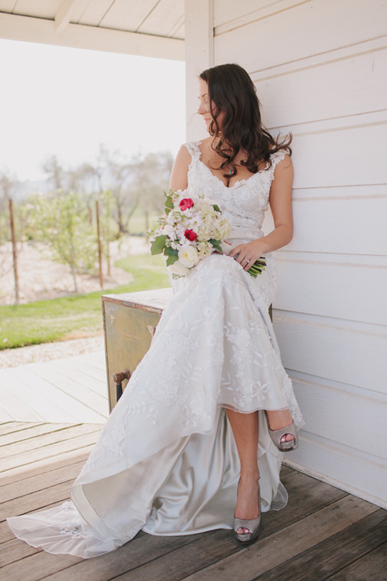 classic, elegant bridal looks