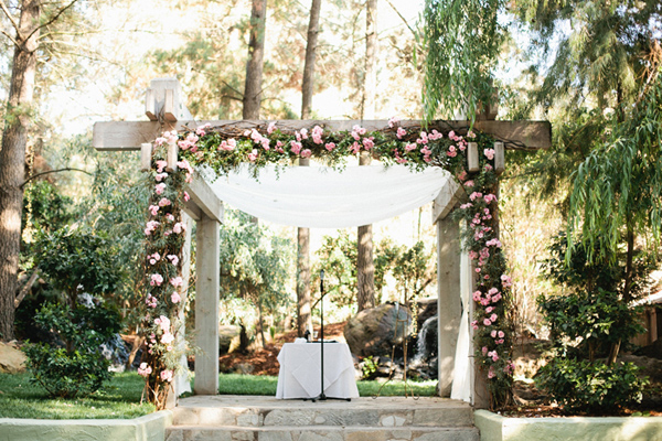 rustic-pink-wedding-at-calamigos-ranch