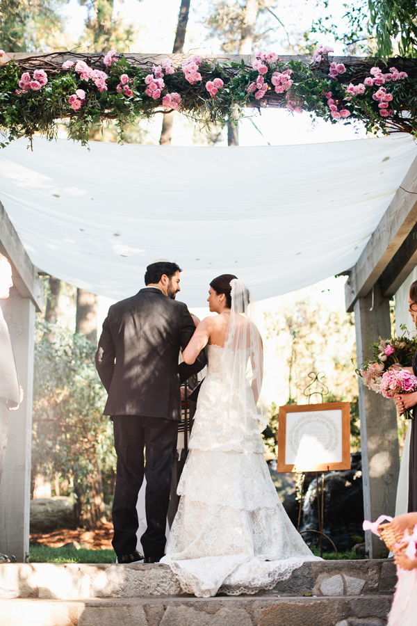 rustic-pink-wedding-at-calamigos-ranch