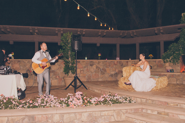 rustic-summer-wedding-at-walnut-grove