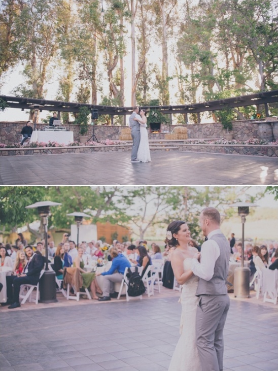 wedding dancing at walnut grove