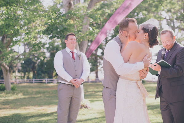rustic-summer-wedding-at-walnut-grove