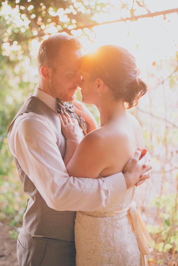 rustic-summer-wedding-at-walnut-grove